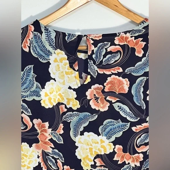 Rose & Olive Bohemian Navy Floral Bell Sleeve Blouse Small - Picture 5 of 12